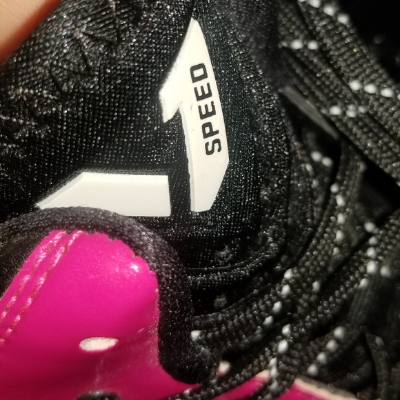 Nike Cleats Hot Pink sz 12 - Picture 5 of 6